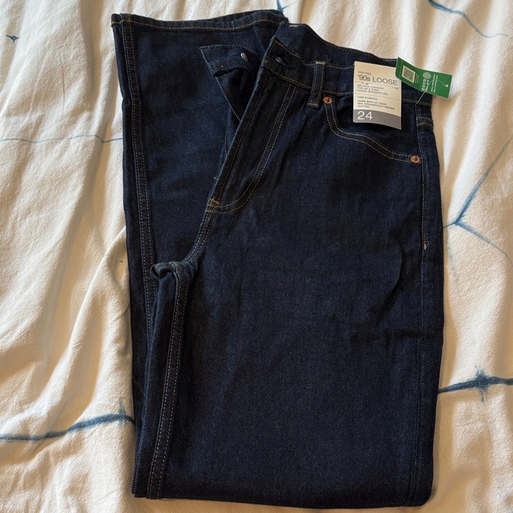 GAP Women’s Deep Indigo Relaxed Jeans